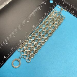 Silver Tine Geometric Loop Mesh Wide Toggle Clasp Bracelet